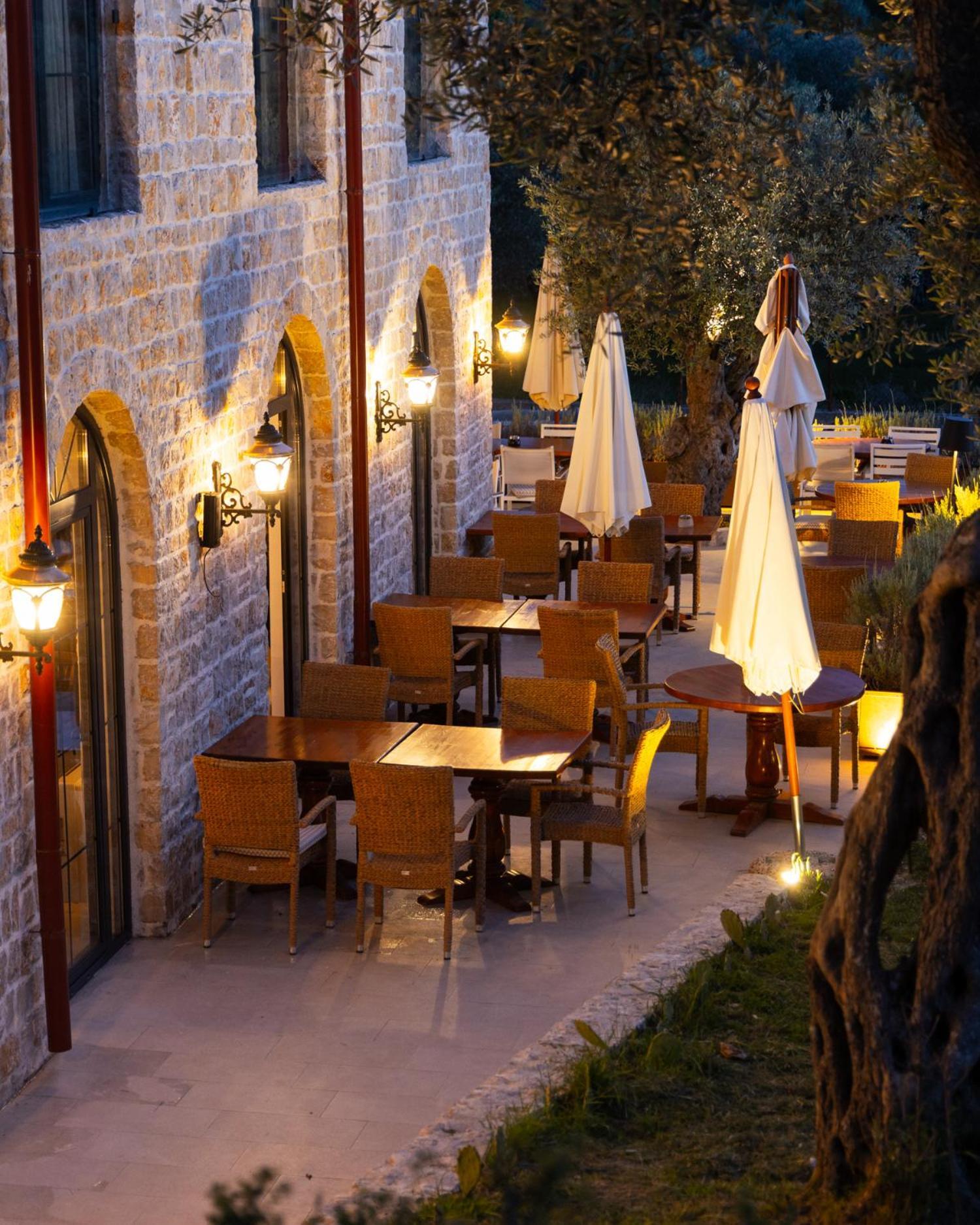 Отель Mashtra - The Olive House Улцинь Экстерьер фото
