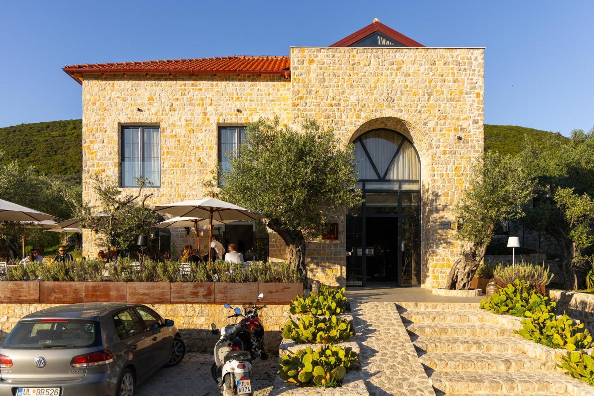 Отель Mashtra - The Olive House Улцинь Экстерьер фото