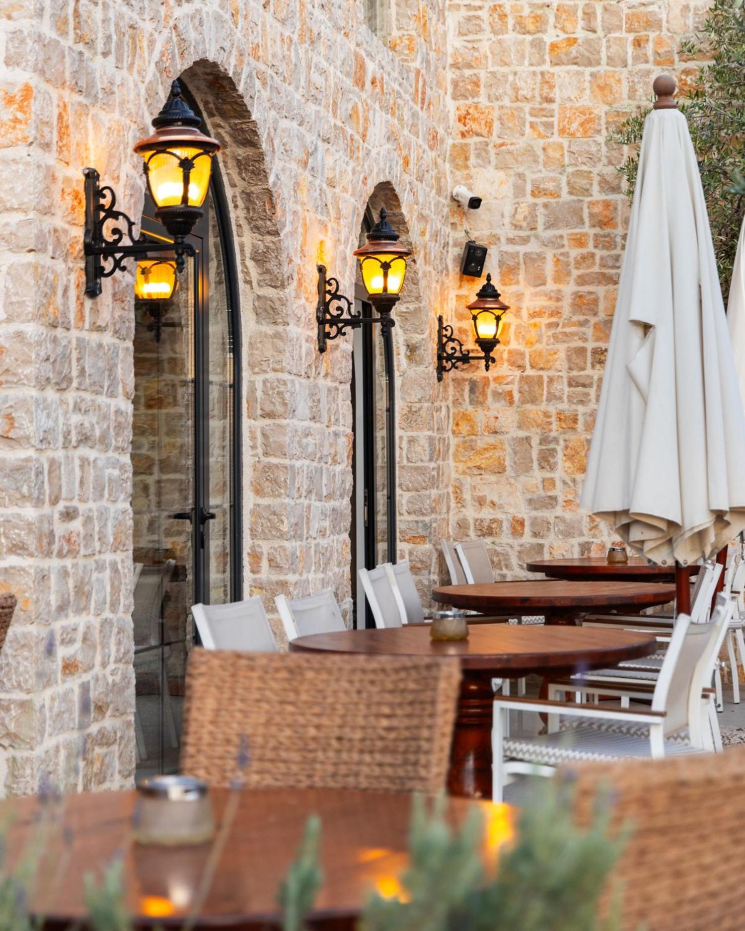 Отель Mashtra - The Olive House Улцинь Экстерьер фото