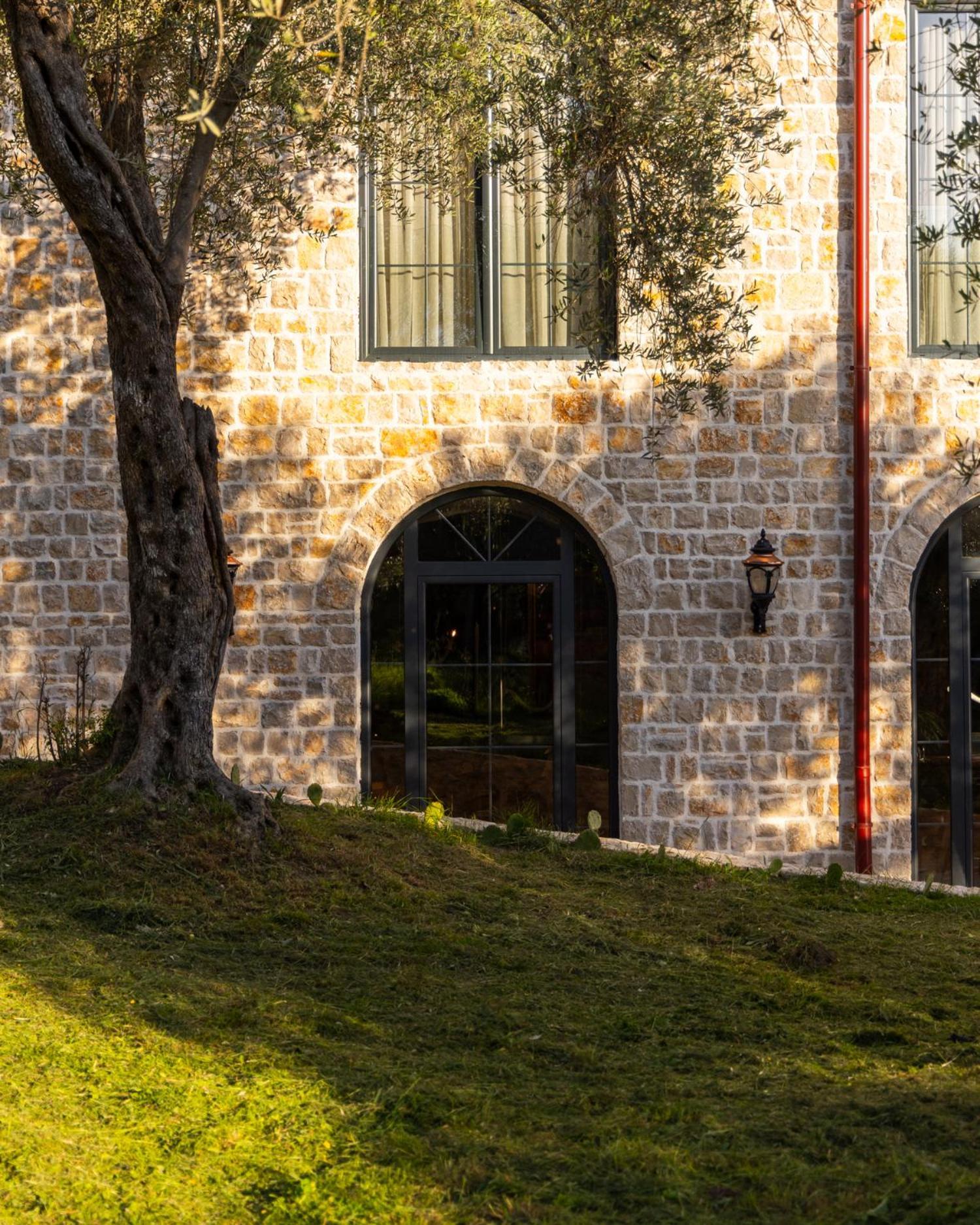 Отель Mashtra - The Olive House Улцинь Экстерьер фото